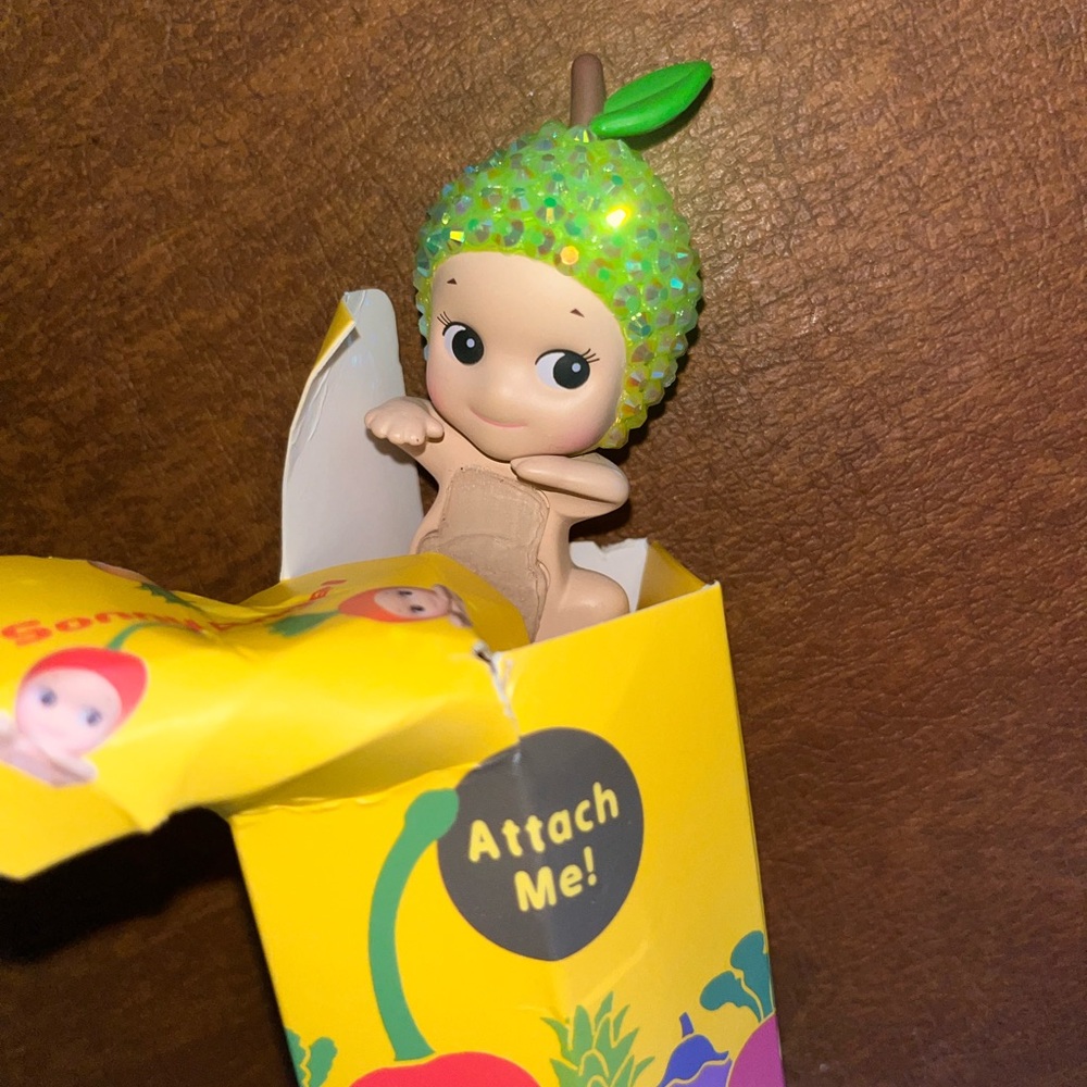Authentic Sonny Angel Bedazzled Pear Hipper